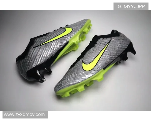 耐克传奇鞋款的足球明星是谁他在场上的表现如何