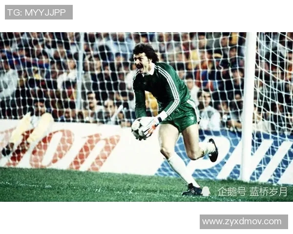 足球明星在赛场外是否也是狂热球迷的真实生活揭秘